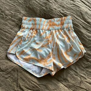 DSG Women's Tiger Print Shorts XS
